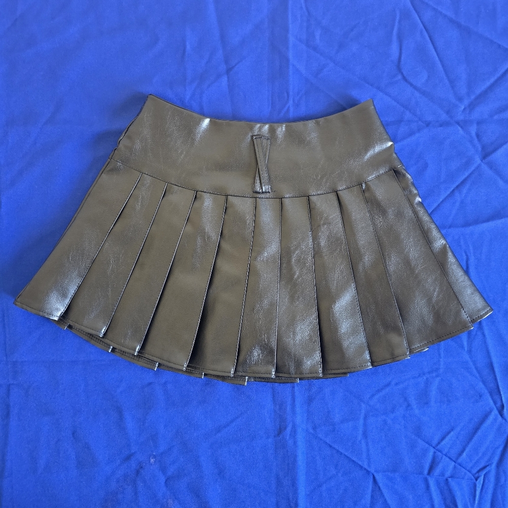 Spiga Pleated Faux Leather Mini Skirt